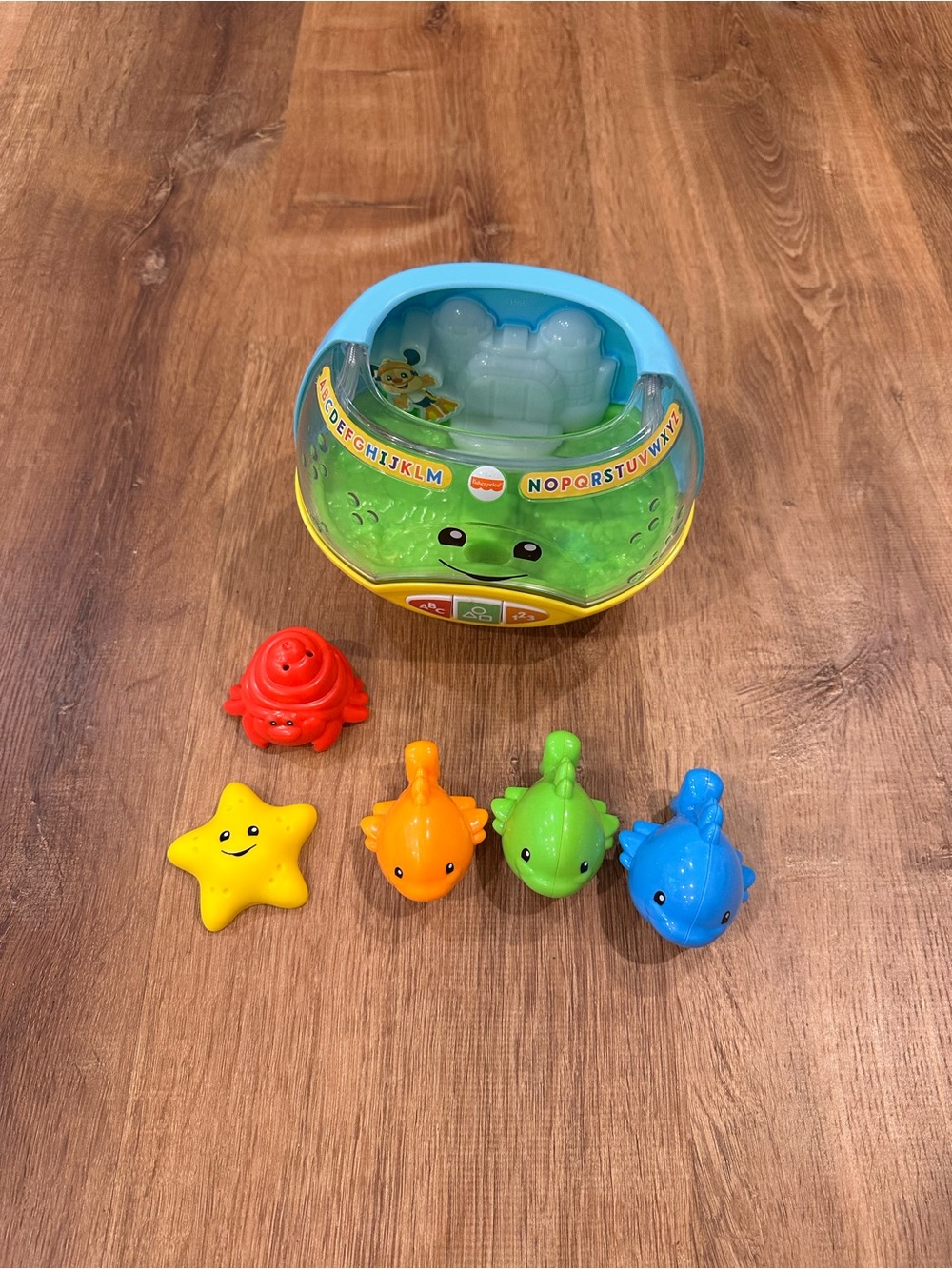 Fisher-Price Laugh & Learn Magical Lights Fishbowl Learning Toy